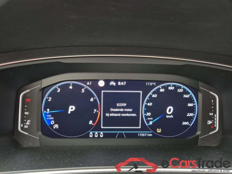 VOLKSWAGEN Tiguan 1.5 TSI R-Line Business+ DSG #4