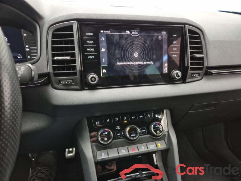 SKODA Karoq 1.5 TSI Sportline Business DSG #6