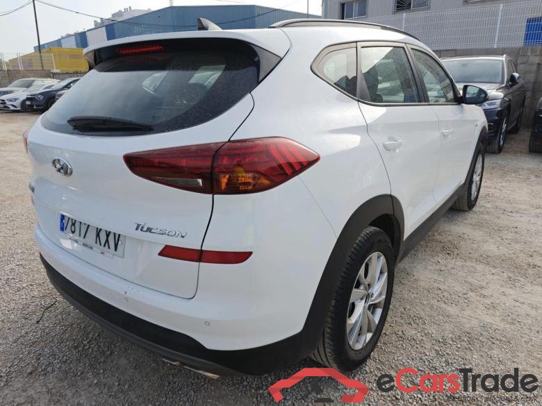 Hyundai TUCSON CRDI 1.6 116CV 48V 4X2 SLE SKY(SL)(SP) HYUNDAI Tucson / 2018 / 5P / todoterreno TUCSON CRDI 1.6 116CV 48V 4X2 SLE SKY(SL)(SP) #2