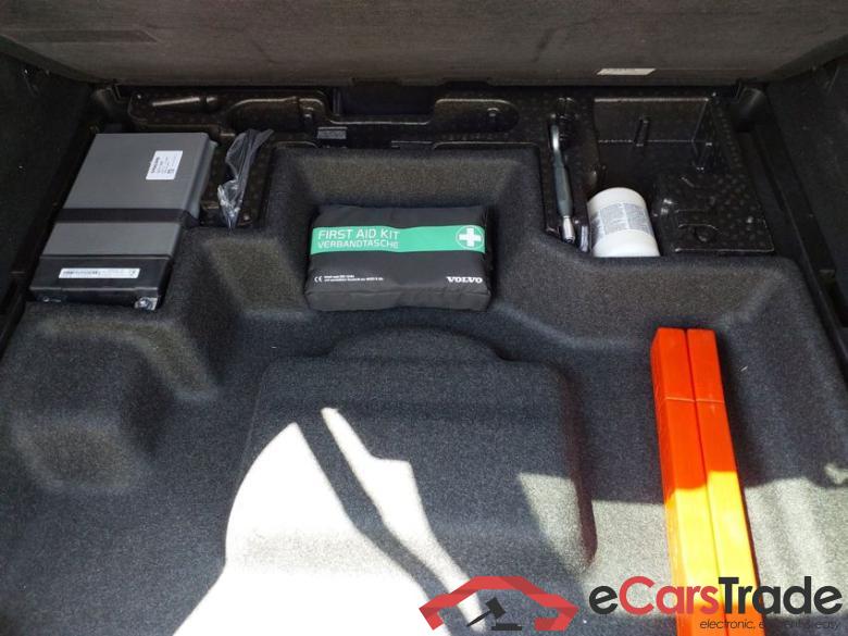 VOLVO XC60 B4 Core Gasolina Automatico  #6