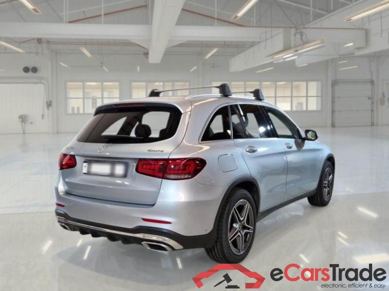 Mercedes 1 MERCEDES-BENZ GLC / 2019 / 5P / SUV 220 D 4MATIC PREMIUM AUT. #2