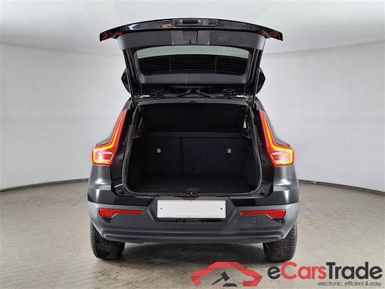 Volvo 227 VOLVO XC40 / 2017 / 5P / SUV T2 AUTOMATICO MOMENTUM CORE #5