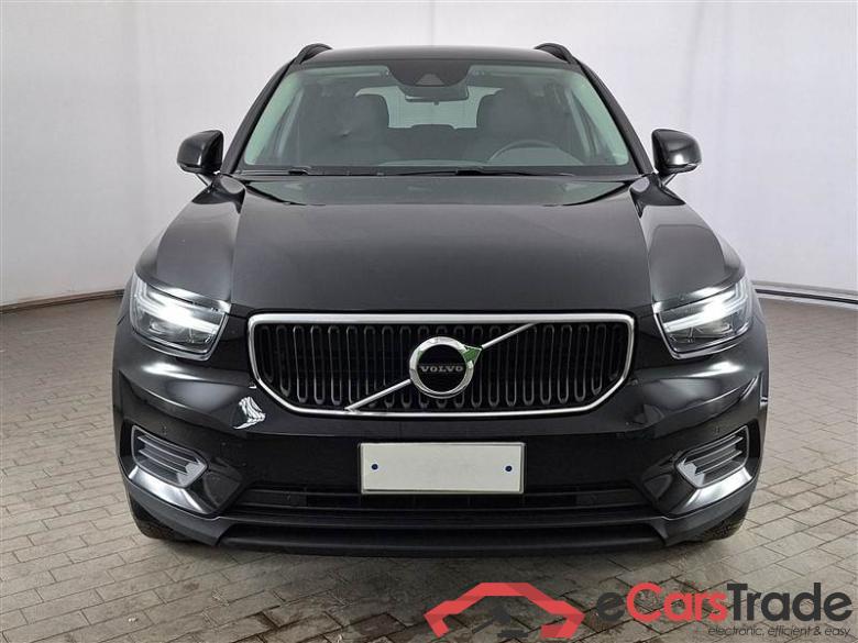 Volvo 227 VOLVO XC40 / 2017 / 5P / SUV T2 AUTOMATICO MOMENTUM CORE #6