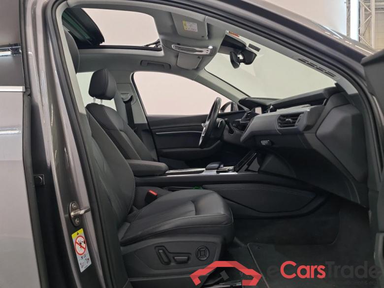 Audi e-tron SB '19 BEV Audi e-tron Sportback 55 quattro Business edition Plus 5d #3