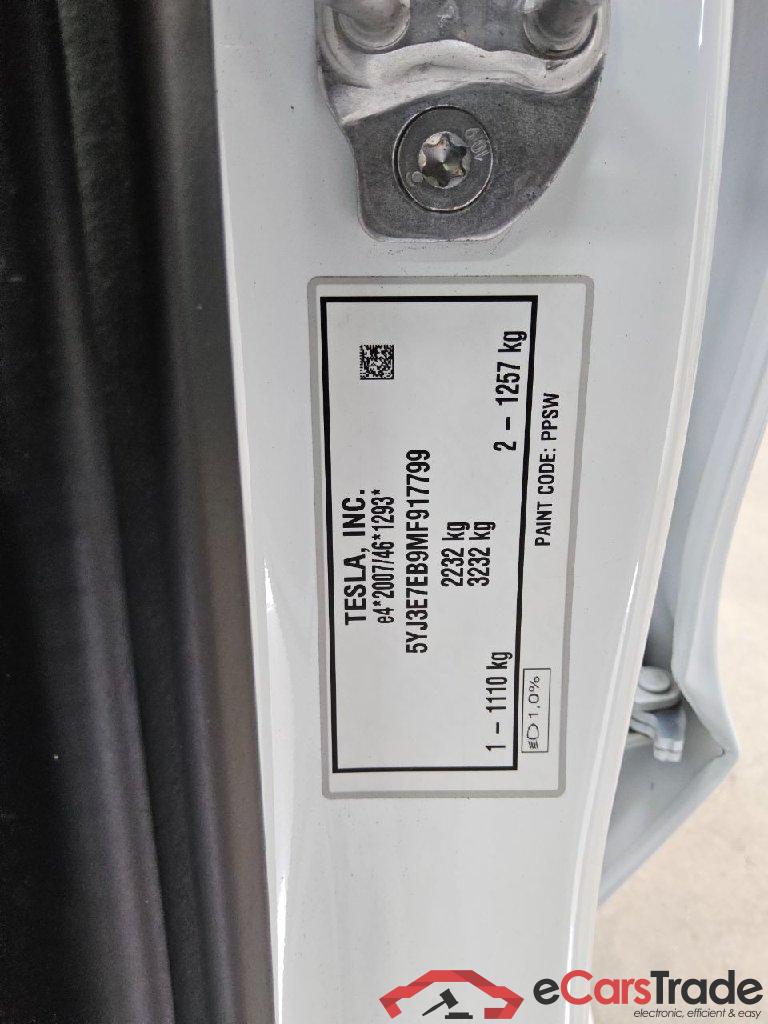 Tesla Model 3 ´18 BEV TESLA Model 3 Langstreckenbatt. Allradantrieb Dual Motor 4d 366kW #5