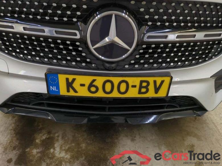 MERCEDES-BENZ GLB 200 Bns Solut. AMG #4