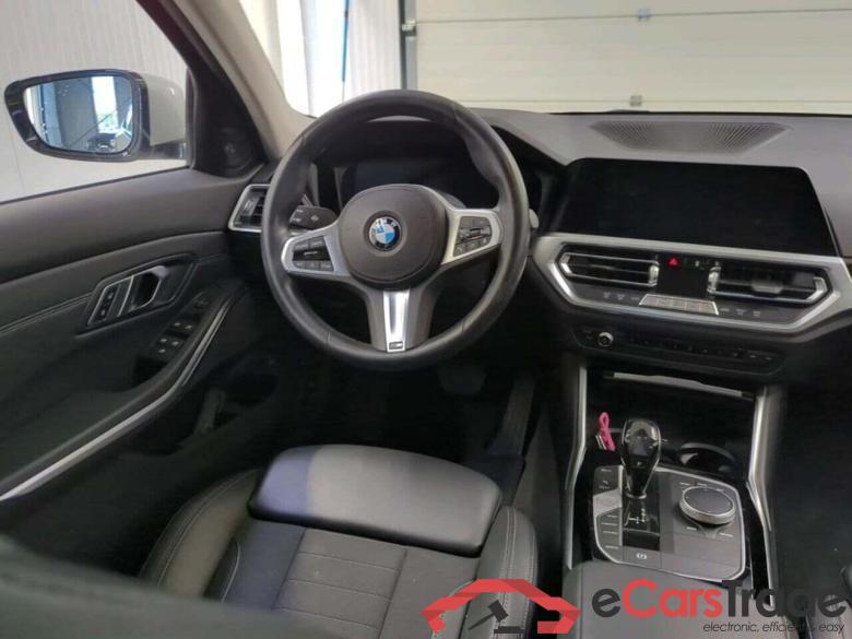 BMW 3-serie Touring 320i Executive Ed. #3