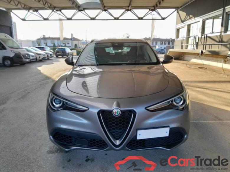 AlfaRomeo 62 ALFA ROMEO STELVIO / 2017 / 5P / SUV 2.2 TURBO DIESEL 190CV BUSINESS AT8 Q4 #6