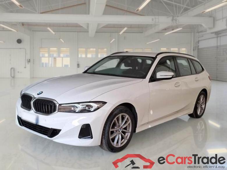BMW 150 BMW SERIE 3 / 2018 / 5P / STATION WAGON 320D XDRIVE 48V BUS.ADV. TOURING AUT #1