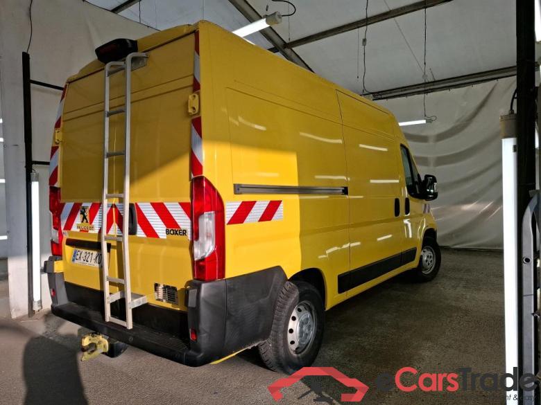 Peugeot 2.0 BLUEHDI 160 S&S PREMIUM PA 335 L2H2 PEUGEOT Boxer / 2014 / 4P / Fourgon tôlé 2.0 BLUEHDI 160 S&S PREMIUM PA 335 L2H2 #3