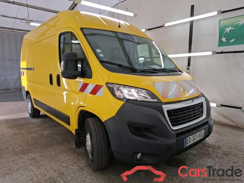 Peugeot 2.0 BLUEHDI 160 S&S PREMIUM PA 335 L2H2 PEUGEOT Boxer / 2014 / 4P / Fourgon tôlé 2.0 BLUEHDI 160 S&S PREMIUM PA 335 L2H2 #4