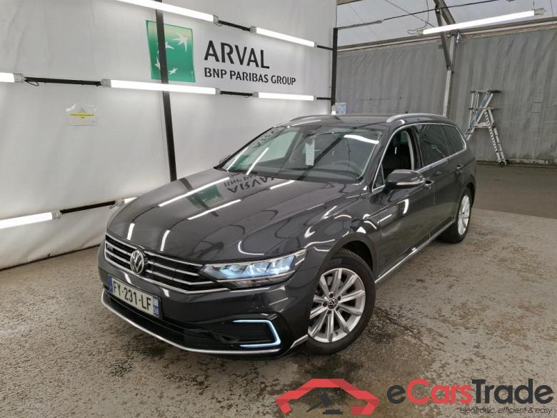 Volkswagen 1.4 TSI DSG HYBRIDE RECHARGEABLE SW GTE Passat Break GTE Business 1.4 TSI 220CV BVA6 E6d #1