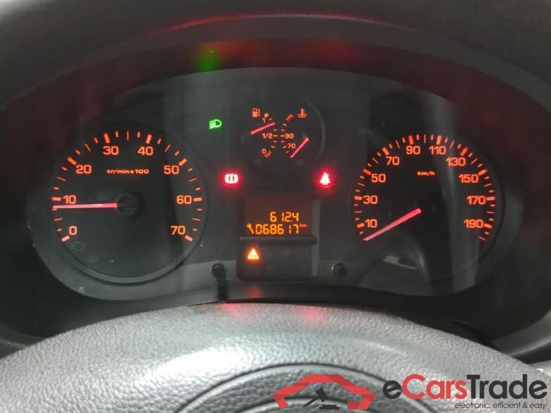 Citroen BlueHDi 75 BVM Club M Berlingo Fourgon Club L1 (Court) 1.6 BlueHDi 75CV BVM5 E6 #6