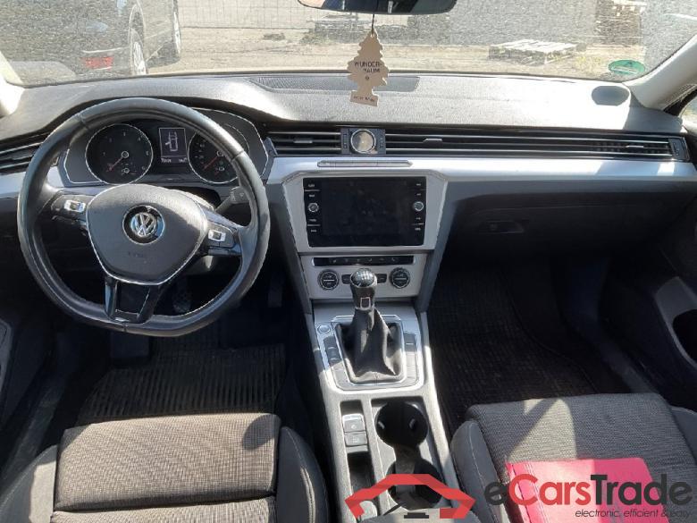 Volkswagen Passat Variant ´14 Passat Variant Comfortline BMT/Start-Stopp 2.0 TDI 110KW E6 #3