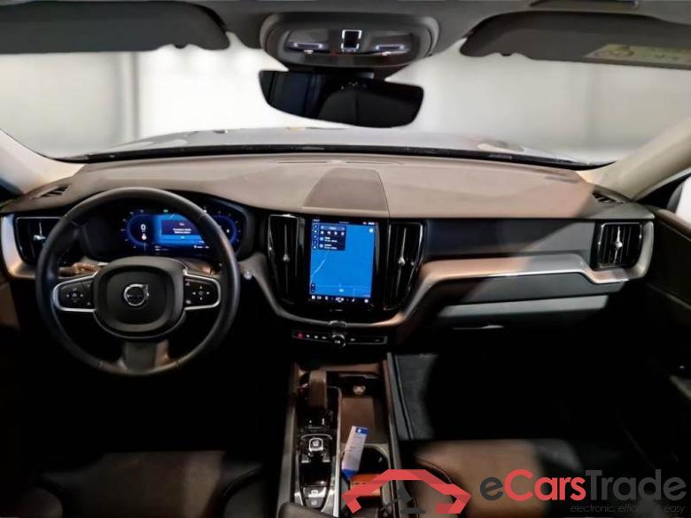 Volvo 26 VOLVO XC60 / 2021 / 5P / SUV B4 D AWD AUTOMATICO BUSINESS #3