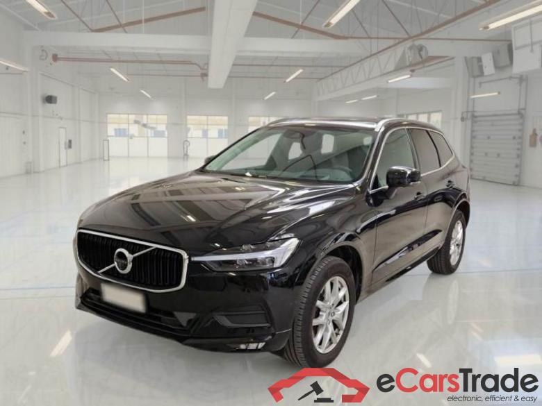 Volvo 238 VOLVO XC60 / 2017 / 5P / SUV B4 D AWD AUTOMATICO MOMENTUM PRO #1