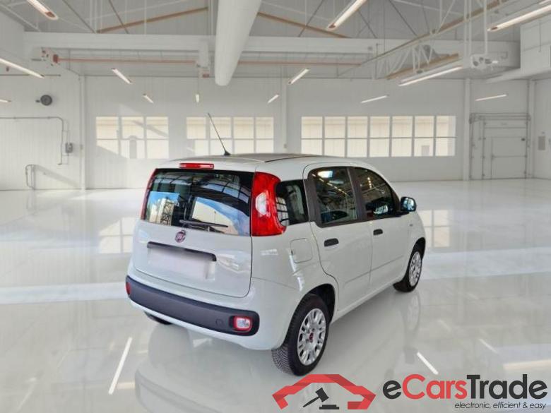 Fiat 39 FIAT PANDA / 2011 / 5P / BERLINA 1.2 69CV E6D-TEMP EASY #2