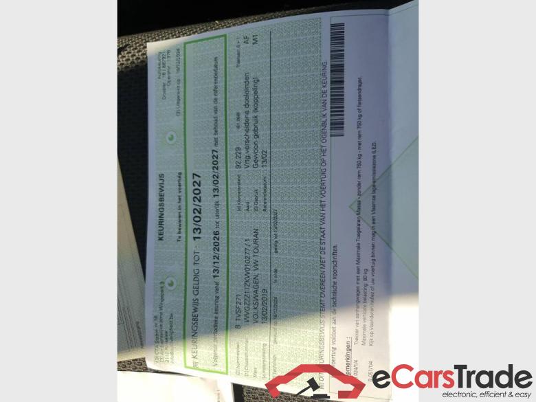 VOLKSWAGEN Touran Touran Trendline 1.6 TDI SCR 85 kW (115 ch) 7 vitesses DSG #6