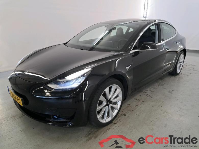 Tesla Model 3 '18 BEV Tesla Model 3 Standard Range Plus RWD 4d #1