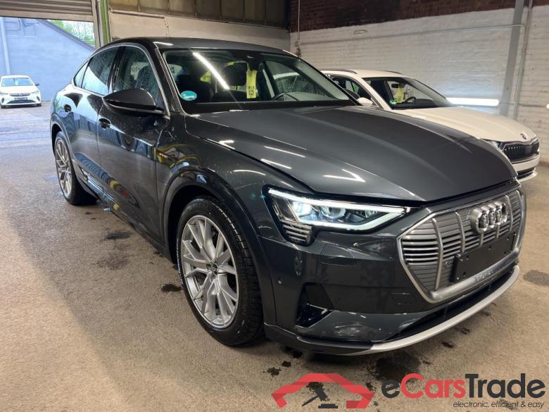 Audi Sportback advanced quattro 55 E-tron #2
