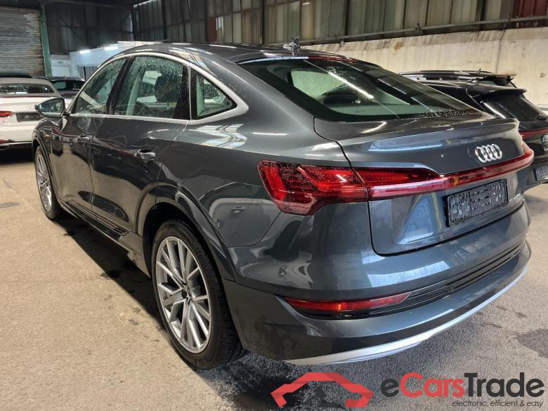 Audi Sportback advanced quattro 55 E-tron #3