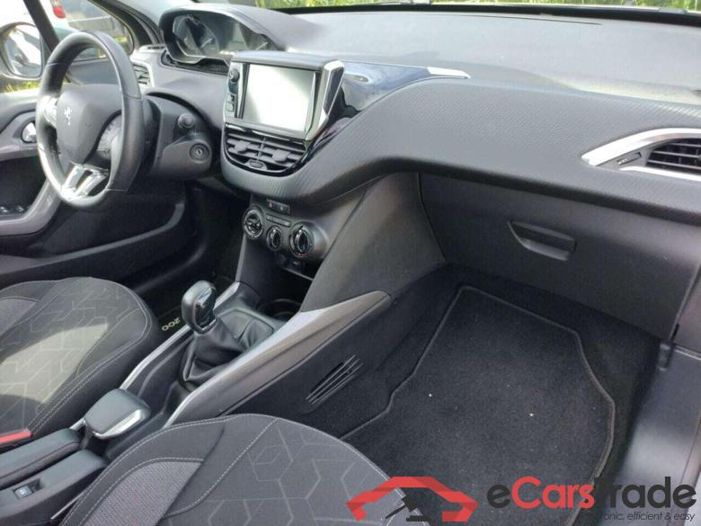 PEUGEOT 2008 1.2 PureTech Blue Lion #3