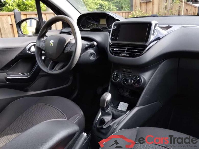 PEUGEOT 208 1.2 PureTech Blue Lion #3