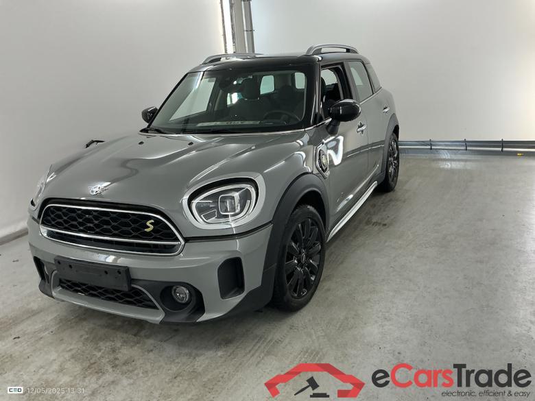 MINI COUNTRYMAN 1.5 COOPER S E 4WD AUTO Big Business Chili #2