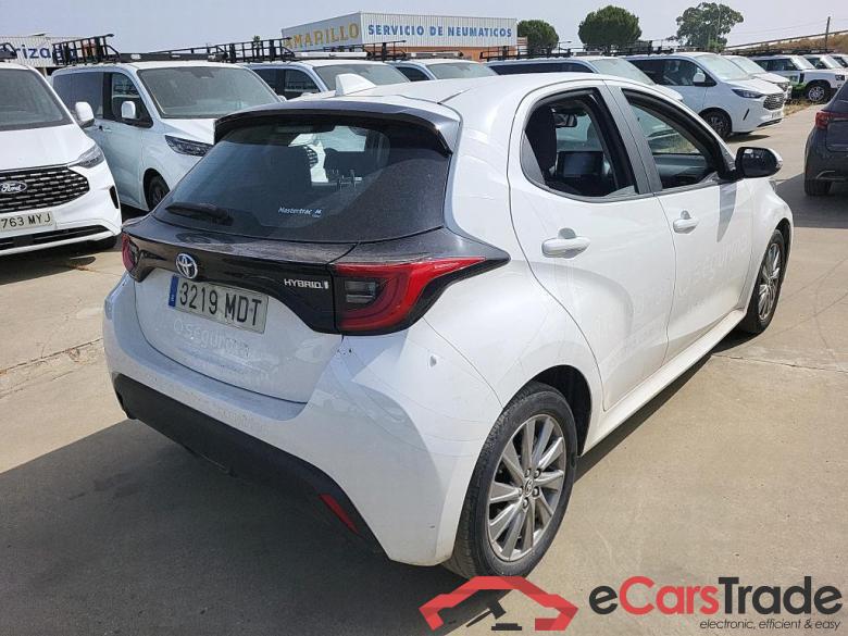 Toyota 1.5 120H Active Tech TOYOTA Yaris / 2020 / 5P / berlina con portón 1.5 120H Active Tech #2