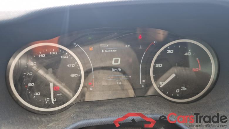 Iveco 257 IVECO DAILY / 2019 / 2P / CABINATO 35S14N BLUE POWER 3750 QUAD-LEAF RS #4