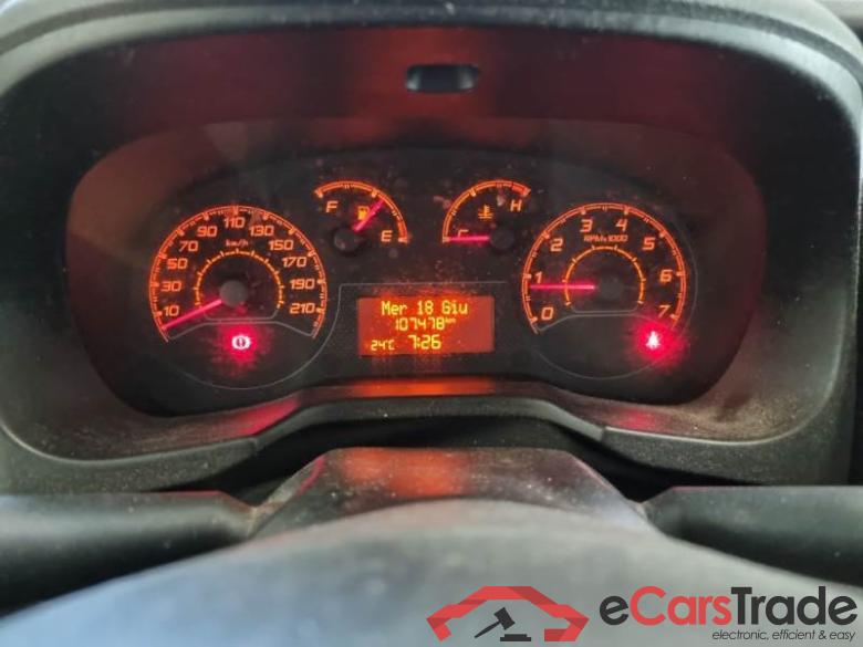 Fiat 2 FIAT FIORINO / 2016 / 4P / VETT. FURGONATA 1.3 MULTIJET 80 CV E6 SX #4