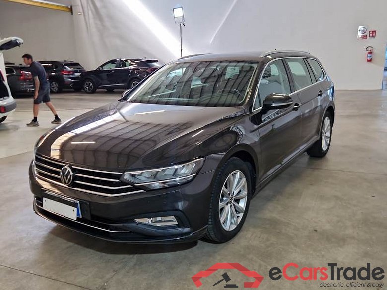 Volkswagen 20BUSINESS VOLKSWAGEN PASSAT / 2019 / 5P / STATION WAGON VAR. 2.0TDI SCR EVO 110KW BUSINESS DSG