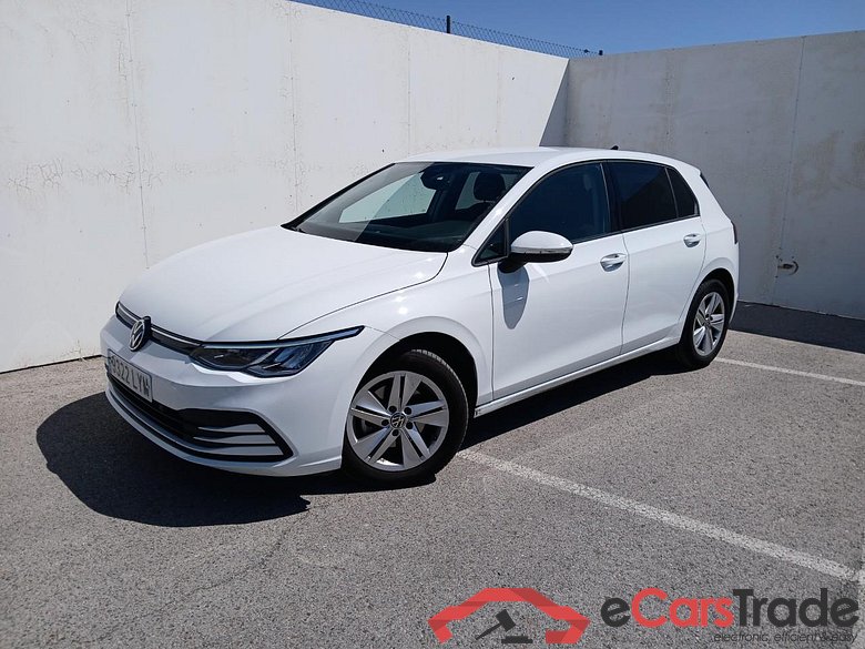 Golf VIII Berlina Golf eTSI 1.0 TSI 110CV AT7 E6d