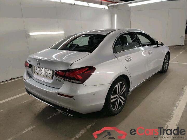 Mercedes A-Klasse Limousine A-Klasse Limousine A 180 d DCT Launch Edition 85kW/116pk  4D/P Auto-7 #4