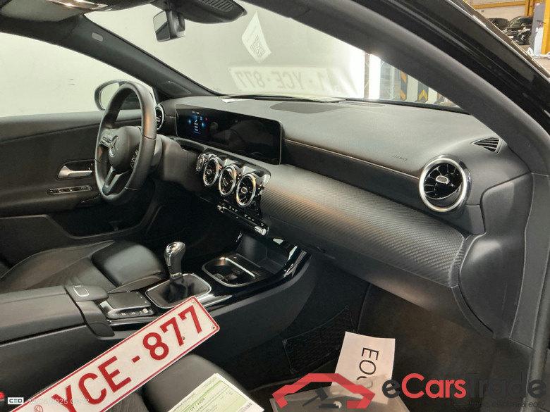 Mercedes A160d Navi 1/2 Sport-Leather KeylessGo Klima PDC ... #6