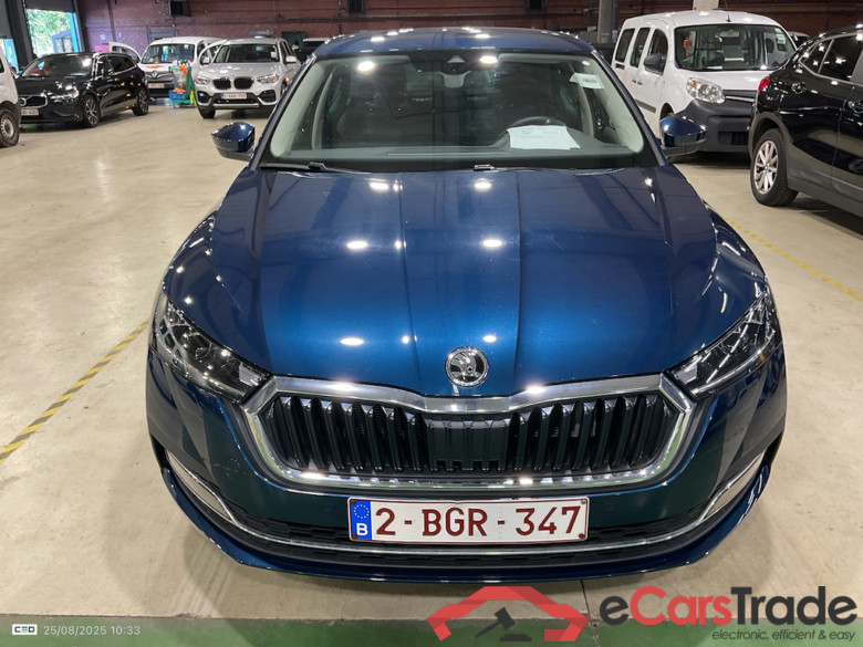SKODA Octavia 1.4 TSI PHEV 150KW DSG CLEVER #1