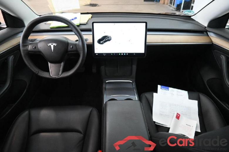 TESLA Model 3 Standard Reichweite Plus Hinterradantrieb 4d 208kW #3