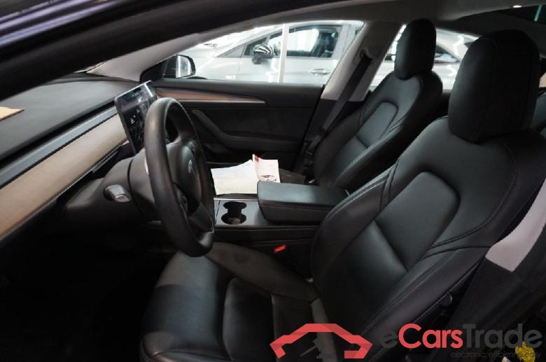 TESLA Model 3 Standard Reichweite Plus Hinterradantrieb 4d 208kW #4