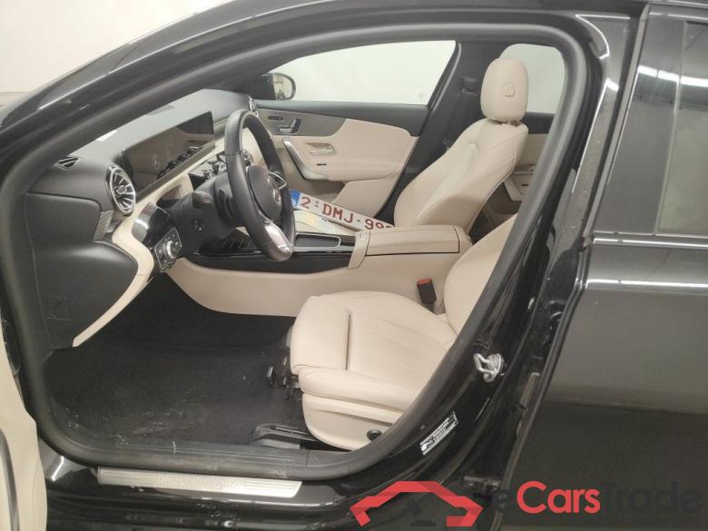 Mercedes-Benz A-Klasse A 180 d Luxury Line 5d #3