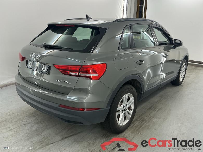 AUDI Q3 1.4 45 TFSI E S TRONIC #4 AUDI Q3 1.4 45 TFSI E S TRONIC #4