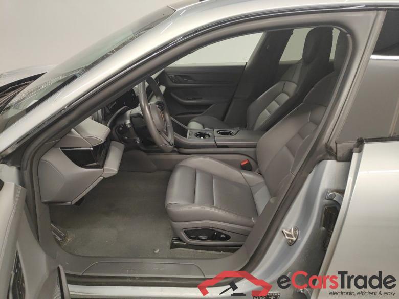 PORSCHE TAYCAN 4 CROSS TURISMO 93.4 kWh 381 Taycan 4 5d #3