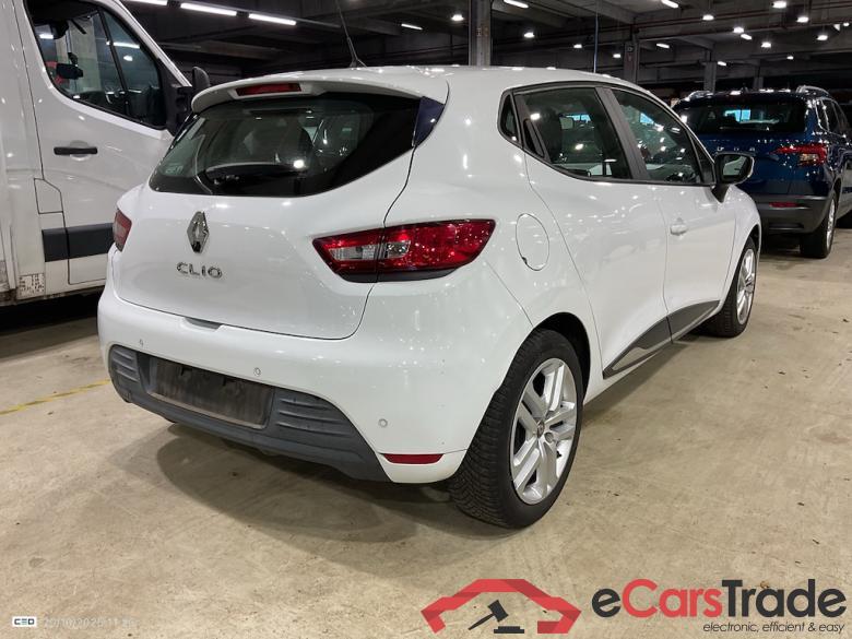 RENAULT Clio 0.9 TCe Zen (EU6c) STOCK #4 RENAULT Clio 0.9 TCe Zen (EU6c) STOCK #4