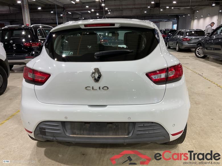 RENAULT Clio 0.9 TCe Zen (EU6c) STOCK #5 RENAULT Clio 0.9 TCe Zen (EU6c) STOCK #5