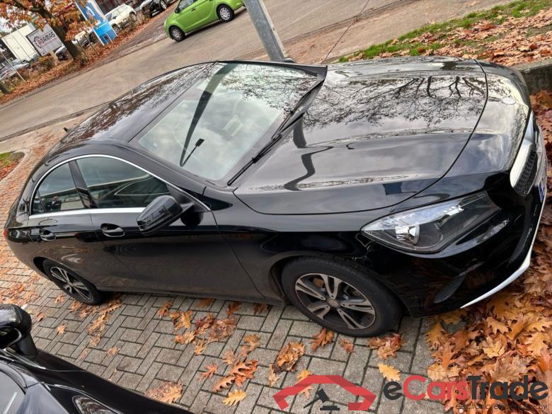 Mercedes CLA 180d Navi 1/2 Sport-Leather Klima ... #2