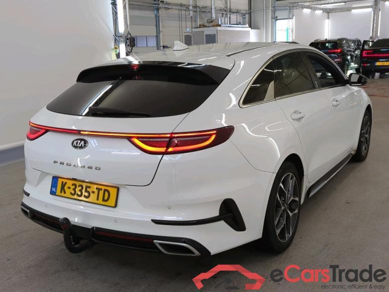 Kia ProCeed 1.5 T-GDi GT-Line Edition 5d #2