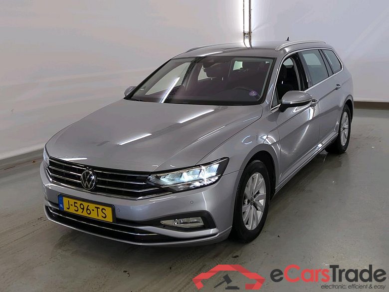 Volkswagen Passat Variant 1.5 TSI 7-DSG Business 5d #1