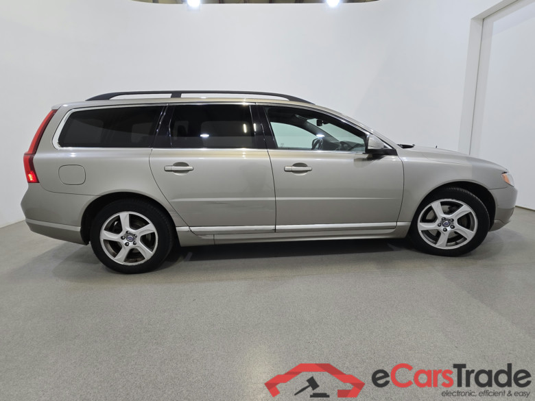 Volvo V70 2.0d D3 Navi Leather Klima PDC ... #5