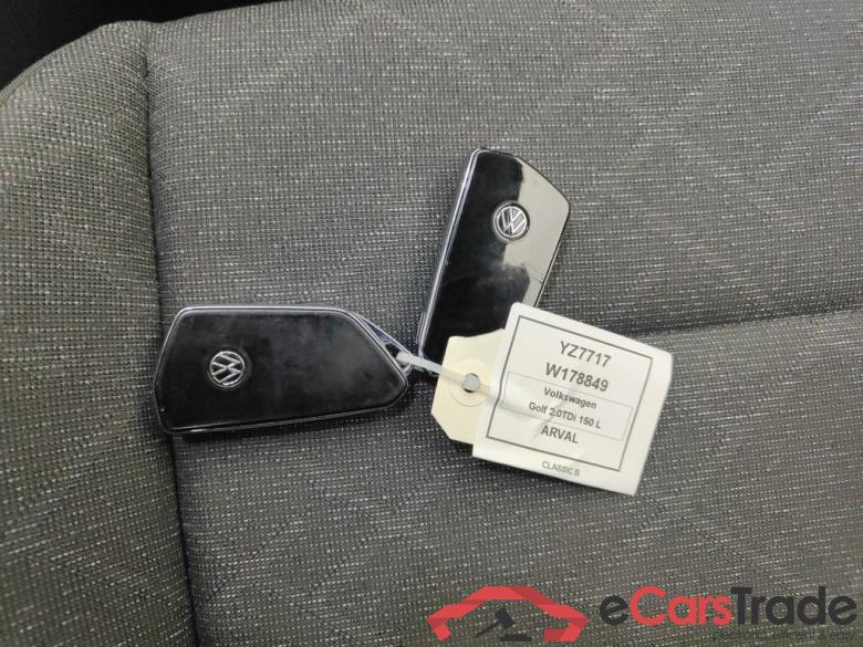 VOLKSWAGEN GOLF VIII DIESEL 2.0 SCR TDi 150 Life DSG (EU6AP) 5d #4