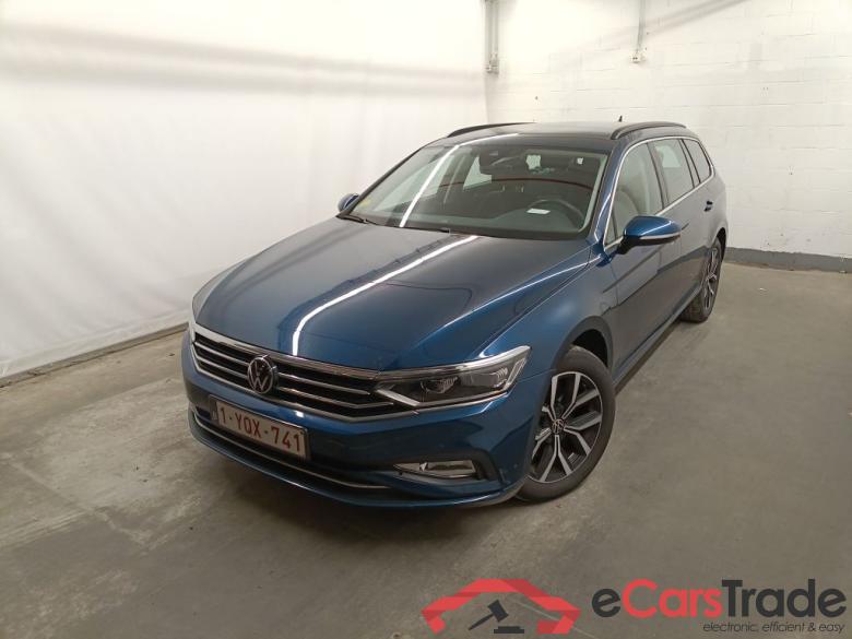 Volkswagen Passat Variant 2.0 TDI 90kW DSG Style Business 5d #1