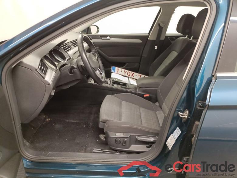 Volkswagen Passat Variant 2.0 TDI 90kW DSG Style Business 5d #3